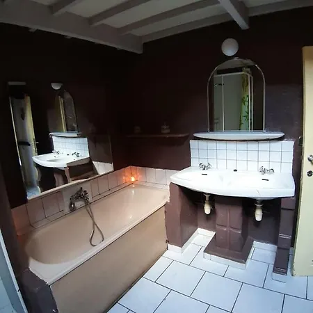 La Maison De Mon Enfance